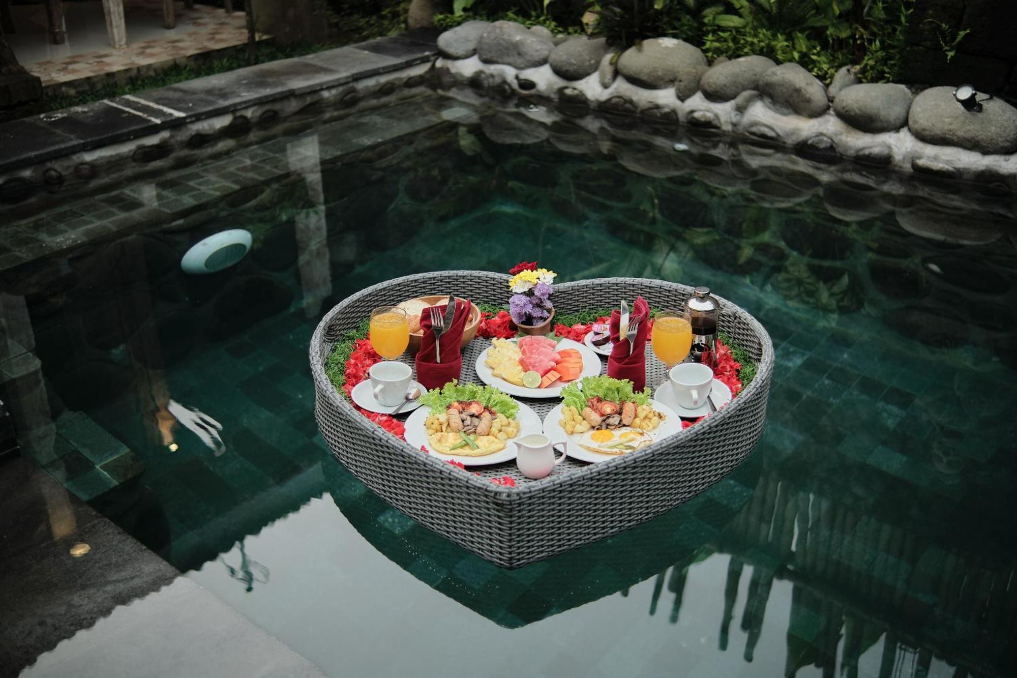 Pratiwi Ubud Villa Экстерьер фото