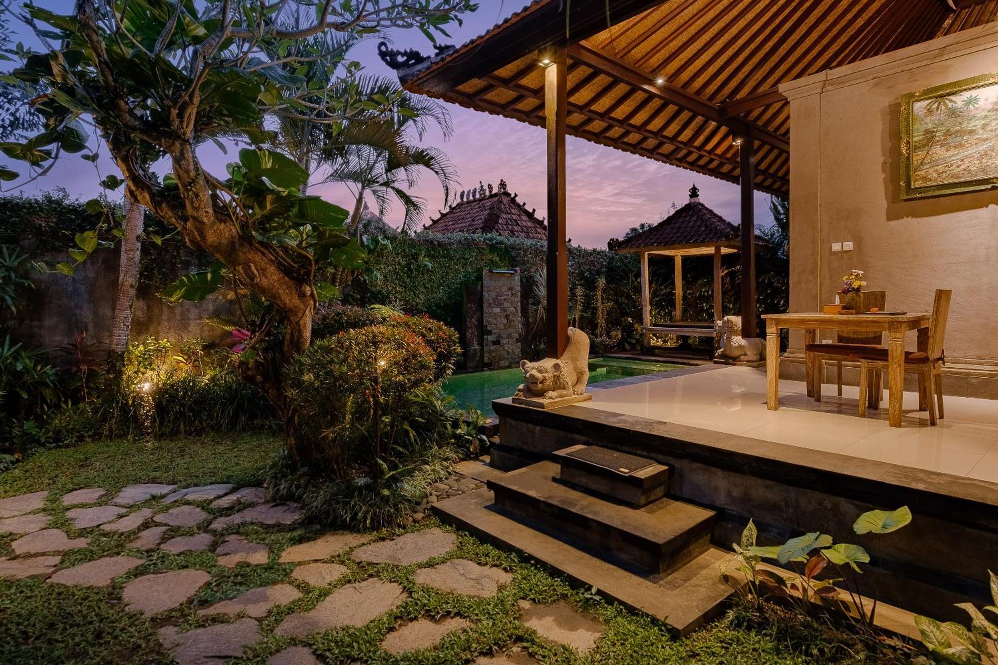 Pratiwi Ubud Villa Экстерьер фото